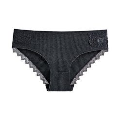 Figi prążkowane z koronką na co dzień i okazje Asja. Brązowe figi Intica, uniwersalny, bez wzorów, z koronki. W wyprzedaży za 59.00 zł.