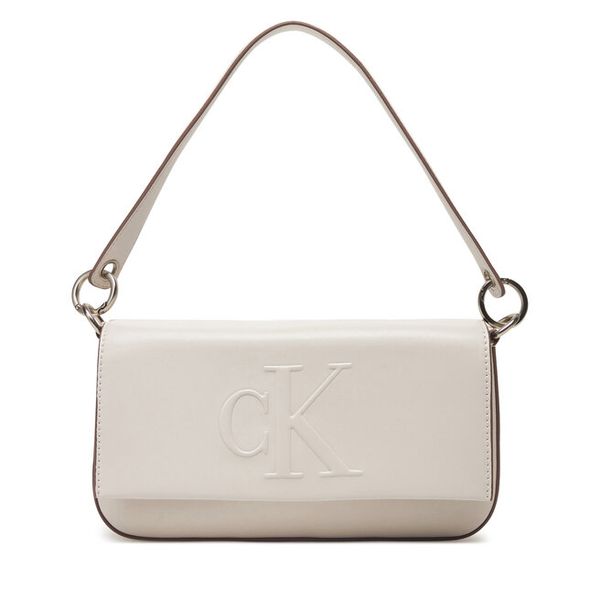 Torebka Calvin Klein Jeans. Torebki klasyczne Calvin Klein Jeans, bez wzorów, z jeansu, bez dodatków. Za 239.99 zł.