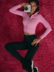 4F Legginsy dzianinowe damskie - czarne S. Czarne legginsy 4f, s, bez wzorów, z dzianiny, z podwyższonym stanem. Za 149.99 zł.