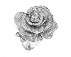 Pierścionek z białego złota z diamentami - róża - 2,48 ct - próba 750. Białe pierścionki Apart, z diamentem, złote. Za 33,990.00 zł.