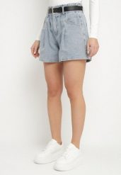 Jasnoniebieskie Szorty Jeansowe z Ozdobnymi Przeszyciami Gumką w Talii i Paskiem Alariana. Niebieskie szorty Born2be, bez wzorów, z jeansu, eleganckie. Za 129.99 zł.
