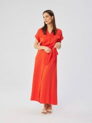 Stylove Sukienka w kolorze czerwonym rozmiar: XL. Czerwone sukienki Stylove, na co dzień, xl, bez wzorów, z tkaniny, bez kołnierzyka, bez ramiączek, maxi, proste. Za 361.45 zł.
