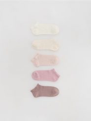 Skarpetki z wiskozą 5 pack - złamana biel. Skarpety Reserved, bez wzorów, z wiskozy. Za 49.99 zł.