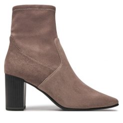 Botki Caprice. Brązowe botki Caprice, bez wzorów, bez obcasa, na słupku, bez zapięcia. Za 359.99 zł.