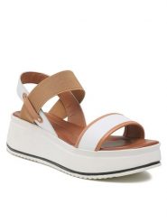 Lasocki Sandały ARC-4883-04 Biały. Białe sandały Lasocki, bez wzorów, z materiału, bez obcasa, na koturnie, bez zapięcia. Za 169.99 zł.