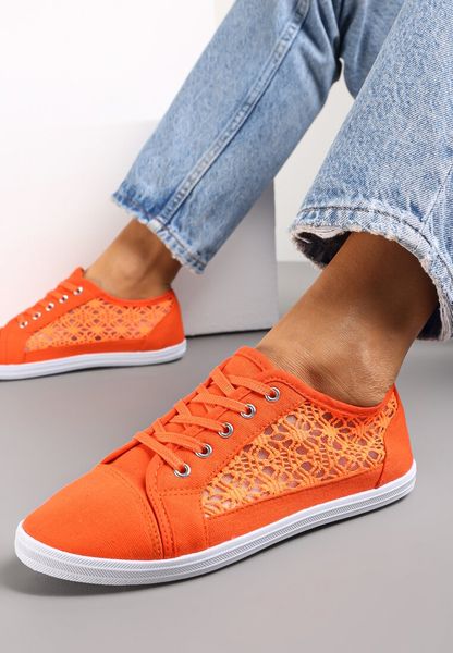 Pomarańczowe Tenisówki z Ażurowymi Wstawkami Po Bokach Salessa. Brązowe trampki Renee, w ażurowe wzory, z jeansu, bez zapięcia. Za 49.99 zł.