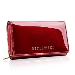 Portfel damski BETLEWSKI ZBPD-BS-513 CZERWONY. Czerwone portfele Betlewski, bez wzorów, z lakierowanej skóry. Za 169.00 zł.