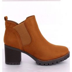 Brązowe Botki sztyblety na obcasie camel 8B879 Camel. Brązowe botki ButyModne, bez wzorów, bez obcasa, na obcasie, bez zapięcia. W wyprzedaży za 139.00 zł.