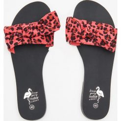 Klapki - Różowy. Klapki House. Za 49.99 zł.