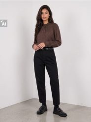 Jeansy paperbag z paskiem - czarny. Czarne jeansy Sinsay, bez wzorów. Za 69.99 zł.