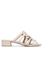 Caprice Klapki 9-27205-46 Beżowy. Brązowe klapki Caprice, bez wzorów, ze skóry, bez obcasa. Za 226.99 zł.