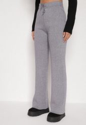 Szare Prążkowane Spodnie z Wełną o Szerokim Kroju z Wysokim Stanem Reinnia. Szare spodnie materiałowe Born2be, na co dzień, s, bez wzorów, z jeansu, z podwyższonym stanem. Za 79.99 zł.