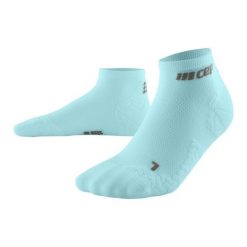 Skarpety kompresyjne damskie sportowe CEP Ultralight low-cut - nowa kolekcja. Niebieskie skarpety CEP, bez wzorów. Za 64.00 zł.