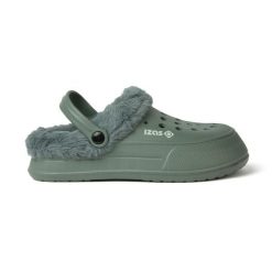 Ciepłe domowe kapcie CONCORD z ciepłym futerkiem i wkładką z pianki EVA. Zielone obuwie domowe Izas, bez wzorów, bez zapięcia. Za 139.09 zł.