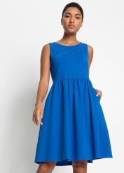 Sukienka z kieszeniami, z czystej bawełny. Niebieskie sukienki bonprix, bez wzorów, z bawełny, bez kołnierzyka, bez ramiączek. Za 84.99 zł.