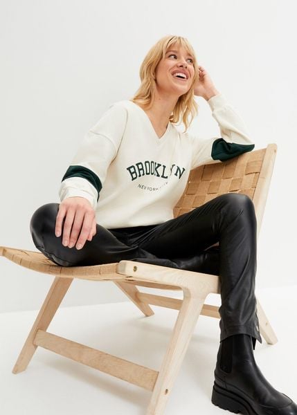 Bluza oversize z mieszanki bawełny. Brązowe bluzy bonprix, bez wzorów, z bawełny, bez kaptura. Za 134.99 zł.