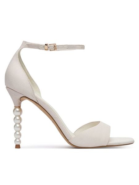 Aldo Sandały Pearletta 14298299 Biały. Białe sandały Aldo, bez wzorów, z materiału, bez obcasa, na szpilce, bez zapięcia. Za 459.99 zł.