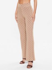 Guess Spodnie materiałowe W3YB38 Z37K0 Beżowy Regular Fit. Brązowe spodnie dresowe Guess, m, z aplikacjami, z materiału. Za 279.99 zł.