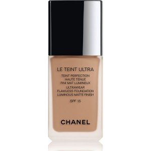 CHANEL PODKŁADY 50BEIGE Ultratrwały podkład o promiennym matowym wykończeniu SPF15 30.0 ml. Podkłady marki Chanel. Za 239.00 zł.