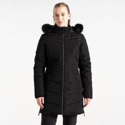 Kurtka narciarska damska Striking IV. Czarne kurtki narciarskie Dare 2b, bez wzorów, bez kaptura, narciarskie. W wyprzedaży za 409.99 zł.