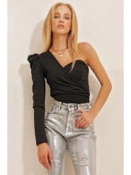 Trend Alaçatı Stili Bluzka w kolorze czarnym rozmiar: L. Czarne bluzki Trend Alaçatı Stili, l, bez wzorów, bez kołnierzyka, bez ramiączek. Za 61.17 zł.