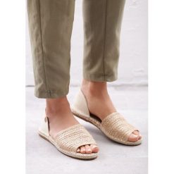 Beżowe Espadryle Nutrition. Brązowe espadryle Born2be, z aplikacjami, bez obcasa, bez zapięcia. Za 79.99 zł.