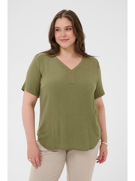 KAFFE curve Koszulka "Cami" w kolorze khaki rozmiar: 44. Brązowe bluzki KAFFE curve, s, bez wzorów, z wiskozy, klasyczne, bez kołnierzyka, bez ramiączek. Za 90.95 zł.