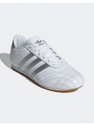 Adidas Skórzane sneakersy "Taekwondo Lace" w kolorze białym rozmiar: 40. Białe trampki Adidas, bez wzorów, bez zapięcia. Za 303.78 zł.