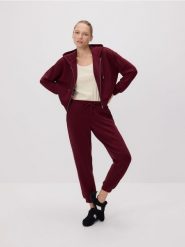 Rozpinana bluza z modalem - bordowy. Czerwone bluzy Reserved, l, bez wzorów, z dzianiny, bez kaptura. Za 139.99 zł.