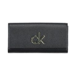 Portfel w kolorze czarnym. Czarne portfele Calvin Klein, bez wzorów, z materiału. W wyprzedaży za 289.95 zł.