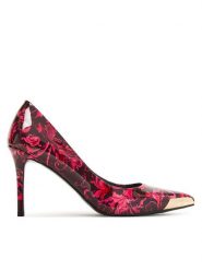 Versace Jeans Couture Szpilki 79VA3S50 ZS366 Bordowy. Czerwone szpilki Versace Jeans Couture, bez wzorów, z jeansu, bez obcasa, na szpilce, bez zapięcia. Za 999.99 zł.