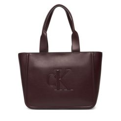 Torebka Calvin Klein. Czerwone torebki klasyczne Calvin Klein, bez wzorów, bez dodatków. Za 599.99 zł.
