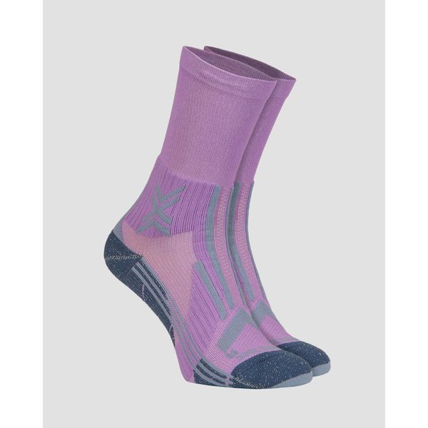 Skarpety damskie X-Socks Trailrun Perform Crew Skarpety X-Socks Run Perform Crew. Fioletowe skarpety X Socks, bez wzorów. W wyprzedaży za 110.00 zł.