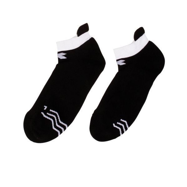 Skarpetki damskie DIADORA L. SOCKS. Czarne skarpety Diadora, bez wzorów, z elastanu. Za 14.99 zł.