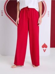 Spodnie od piżamy z muślinowej bawełny - czerwony. Czerwone piżamy Sinsay, bez wzorów, z bawełny, bez ramiączek. Za 29.99 zł.