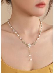 Atelier MIU Pozłacany naszyjnik z perłami i cyrkoniami - dł. 45 cm rozmiar: onesize. Białe naszyjniki Atelier MIU, z cyrkonią, pozłacane. Za 43.99 zł.