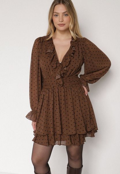Brązowa Siateczkowa Sukienka w Groszki o Rozkloszowanym Kroju z Falbankami Nemela. Brązowe sukienki Born2be, na co dzień, l, bez wzorów, z poliesteru, wizytowe, bez kołnierzyka, bez ramiączek, proste. Za 159.99 zł.