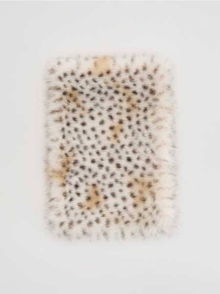 Szal w cętki - wielobarwny. Szaliki Reserved, bez wzorów. Za 89.99 zł.