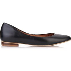 Baleriny czarne. Czarne baleriny Arturo Vicci, bez wzorów, ze skóry, bez obcasa. Za 249.00 zł.