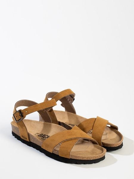 BACKSUN Sandały w kolorze karmelowym rozmiar: 41. Brązowe sandały Backsun, bez wzorów, klasyczne, z otwartym noskiem, bez obcasa, bez zapięcia. Za 132.05 zł.