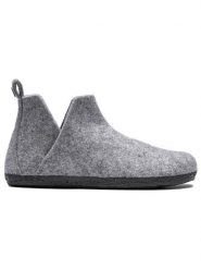 Birkenstock Kapcie "Andermatt Standard" w kolorze szarym rozmiar: 36. Szare obuwie domowe Birkenstock, bez wzorów, z materiału, bez zapięcia. Za 330.20 zł.