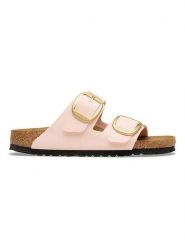 Birkenstock Klapki "Arizona" w kolorze jasnoróżowym rozmiar: 36. Różowe klapki Birkenstock, bez wzorów, z otwartym noskiem, bez obcasa. Za 420.68 zł.