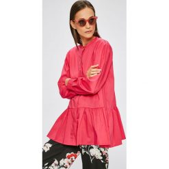 Answear - Koszula. Czerwone koszule ANSWEAR, l, bez wzorów, z elastanu, casualowe, bez kołnierzyka, bez ramiączek. W wyprzedaży za 49.90 zł.