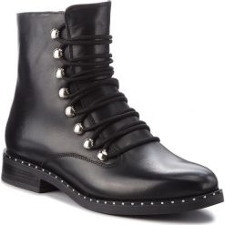 Botki ANN MEX - 9218 01S Czarny. Czarne botki Ann Mex, bez wzorów, ze skóry ekologicznej, bez obcasa, na obcasie, bez zapięcia. W wyprzedaży za 219.00 zł.