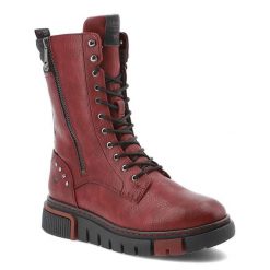 Czerwone Botki Mustang Modne Obuwie Damskie. Czerwone botki Mustang, bez wzorów, ze skóry ekologicznej, bez obcasa, bez zapięcia. Za 331.99 zł.