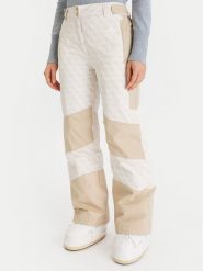 Guess Spodnie narciarskie W5BB70 W3272 Beżowy Regular Fit. Brązowe spodnie narciarskie Guess, xxl, z aplikacjami, z syntetyku, narciarskie. Za 959.99 zł.