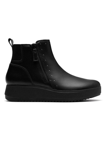 Clarks Skórzane botki w kolorze czarnym rozmiar: 38. Czarne botki Clarks, bez wzorów, bez obcasa, na koturnie, bez zapięcia. Za 314.69 zł.