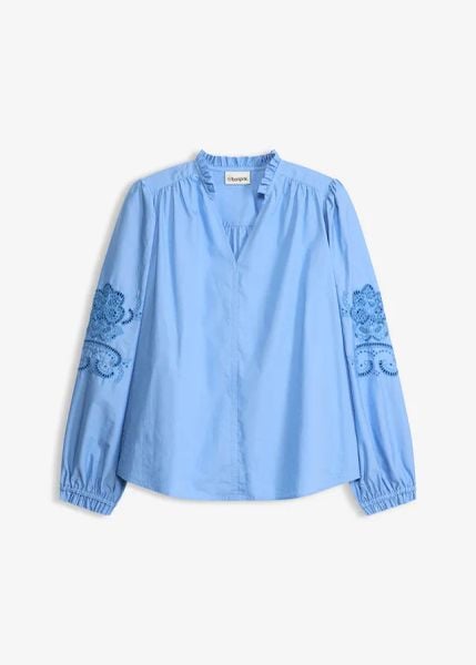 Tunika bawełniana z ażurowym haftem. Niebieskie tuniki bonprix, w ażurowe wzory, z bawełny, eleganckie, bez kołnierzyka, bez ramiączek. Za 69.99 zł.