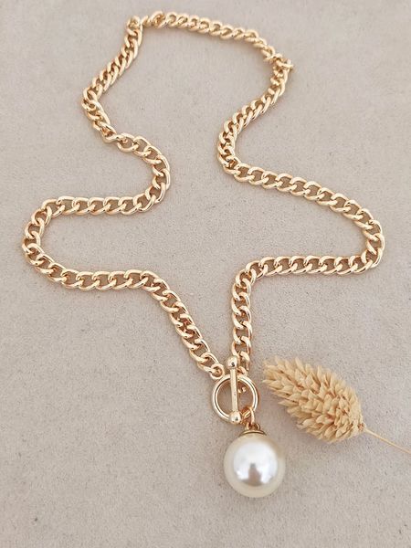 Nakkash Pozłacany naszyjnik z perłami syntetycznymi - dł. 42 cm rozmiar: onesize. Białe naszyjniki Nakkash, z perłą, pozłacane. Za 48.05 zł.