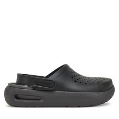 Klapki Crocs. Czarne klapki Crocs, bez wzorów, bez obcasa. Za 219.99 zł.